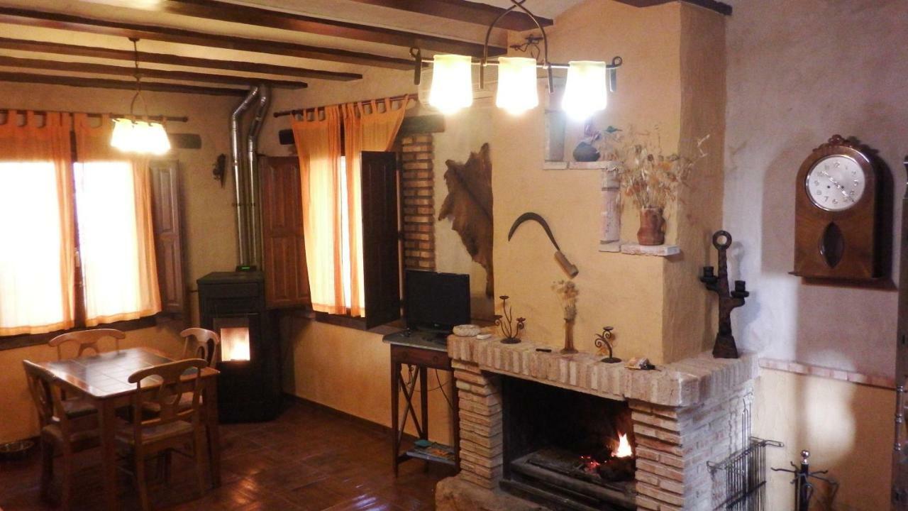 אוסה דה מונטיאל Casa Rural La Ossa מראה חיצוני תמונה